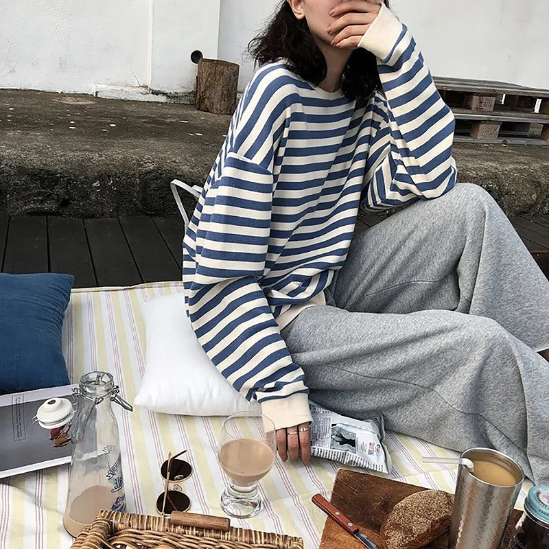 Uveng Uveng 2024 New Korean Women's Striped Long-Sleeved T-Shirt Female Top Students Thin Loose Round Collar Hoodie Women