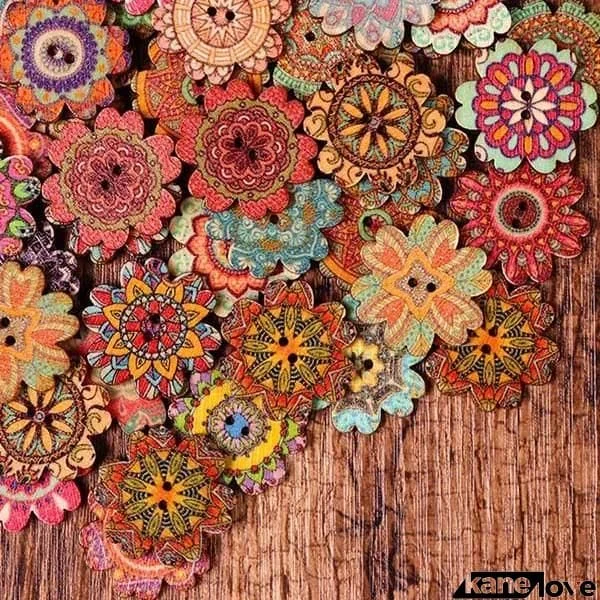 About 100Pcs Multi-Color Floral Pattern Buttons