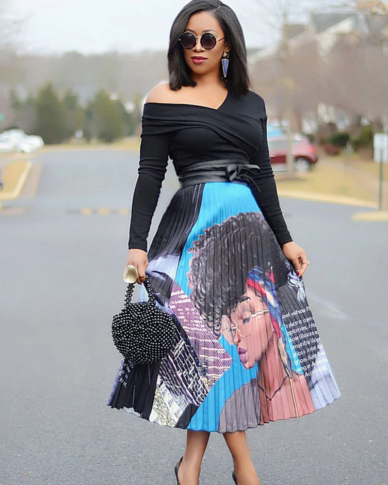 GRAFFITI PLEATED SKIRT