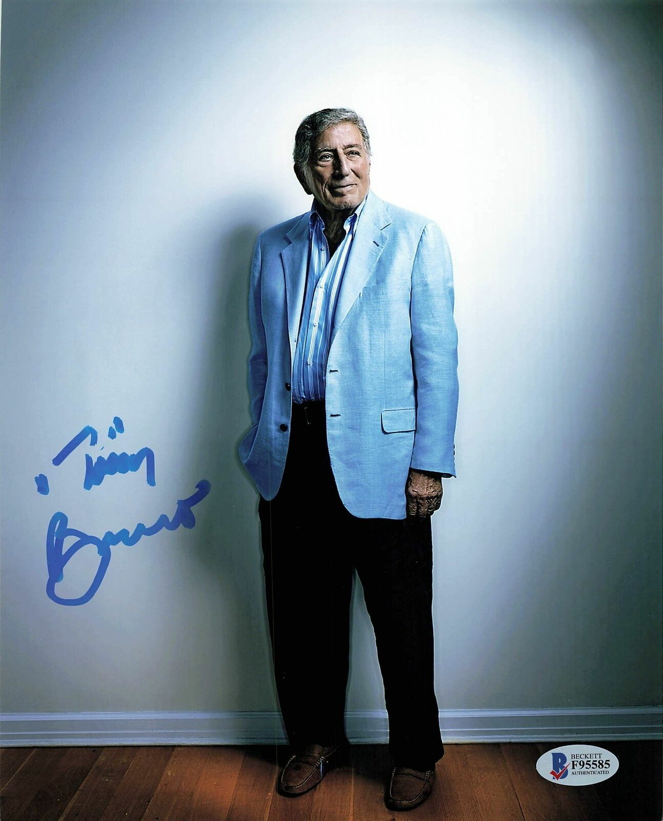 Tony Bennett signed 8x10 Photo Poster painting BAS Beckett Autographed