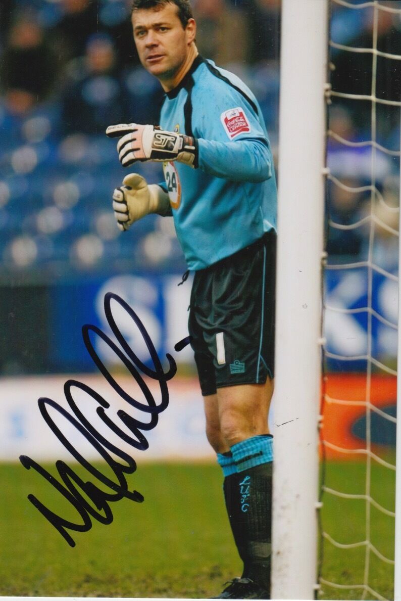 LEEDS UNITED HAND SIGNED NEIL SULLIVAN 6X4 Photo Poster painting.