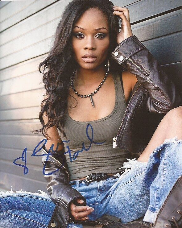 Zuri Hall E! News signed 8x10 Photo Poster painting autographed MTV