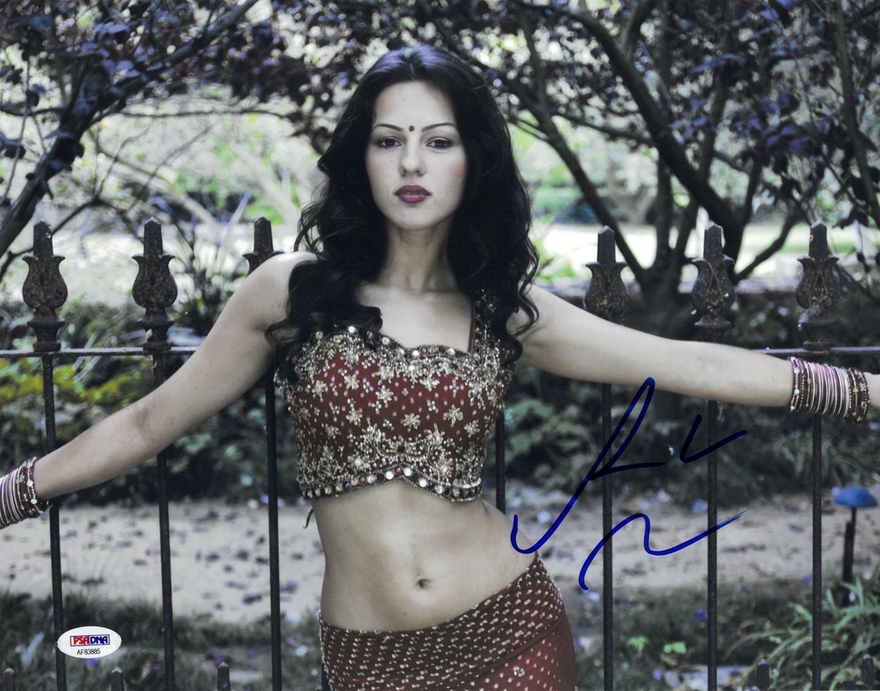 Annet Mahendru Signed Authentic Autographed 11x14 Photo Poster painting PSA/DNA #AF83885