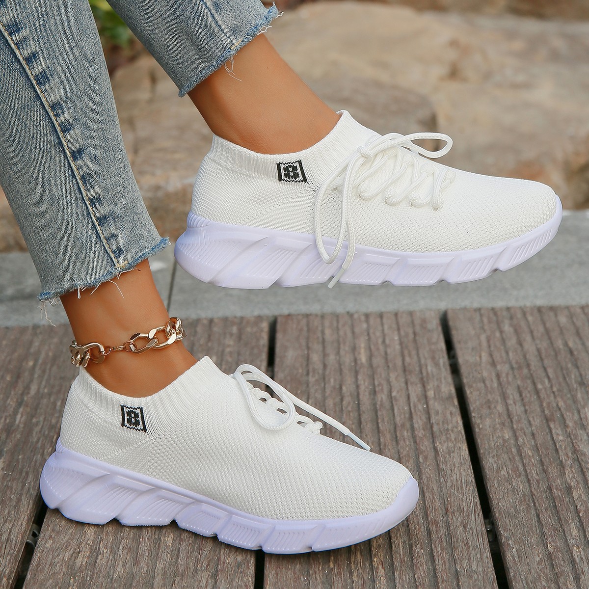 Wicketwarriorss fashion new shoes 2025 Summer Running Shoes Breathable Mesh Sports Flats Women Brand Sneakers Lightweight Casual Tennis Shoes Plus Size Female Loafers