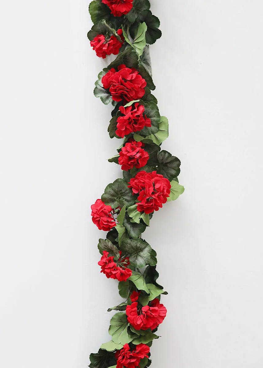 Geranium UV Protected Outdoor Flower Garland 72"