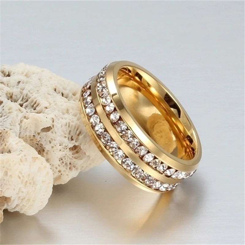 'Curious Love' Rings