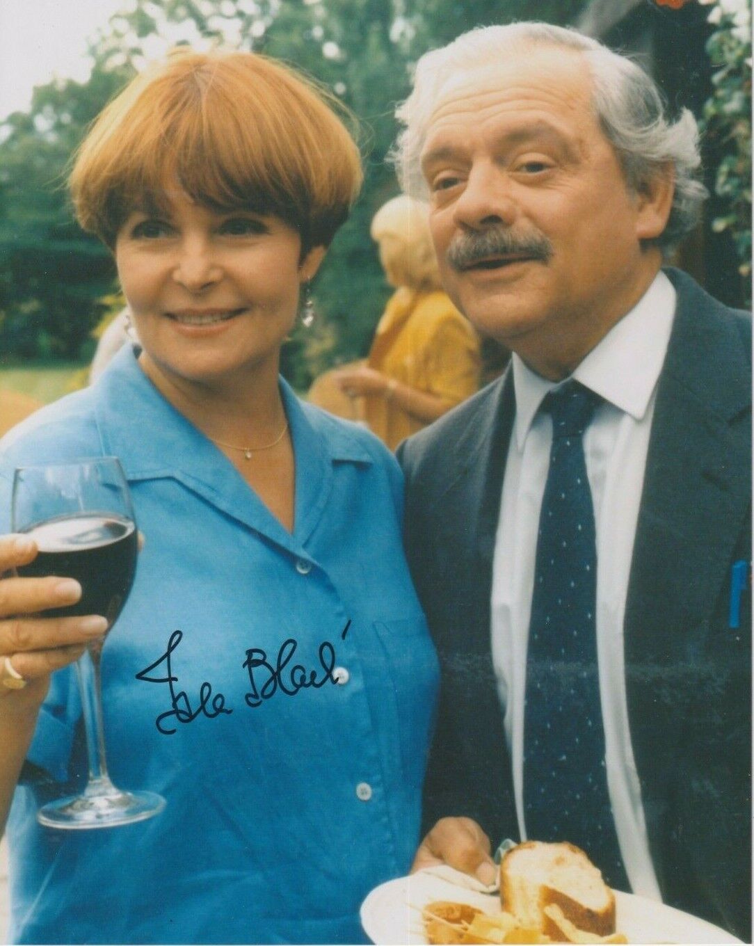 Isla Blair 10 x 8