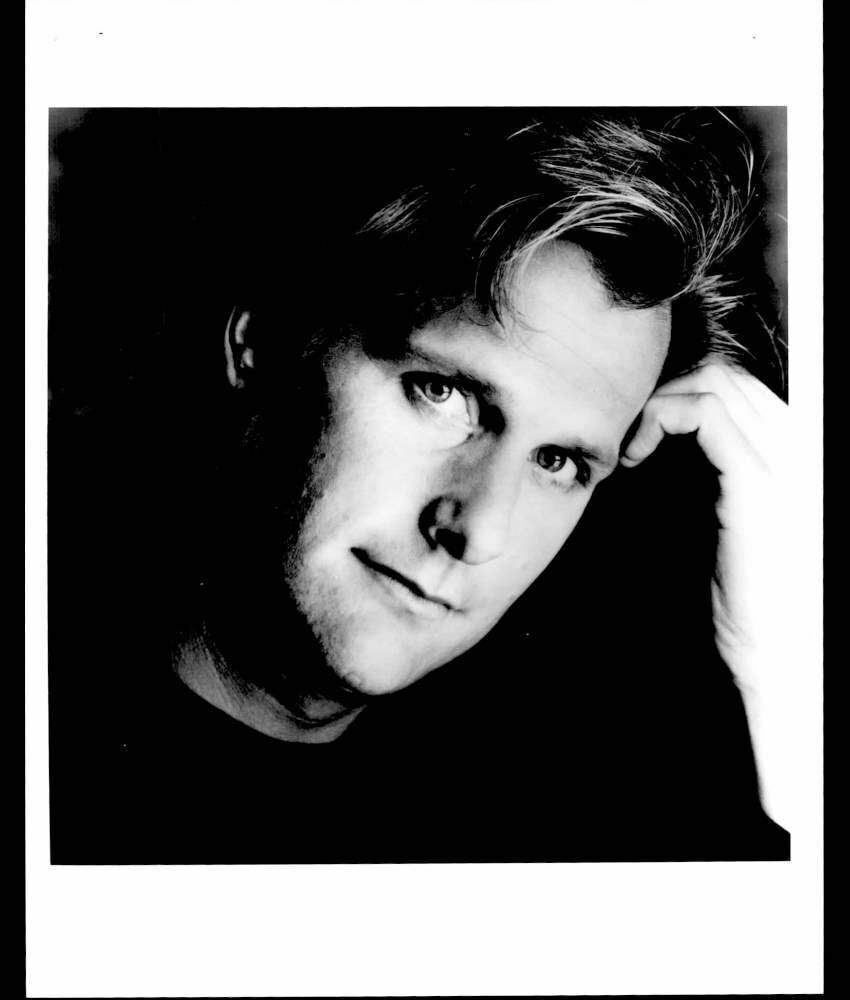 Jeff Daniels - 8x10 Headshot Photo Poster painting - Dumb & Dumber