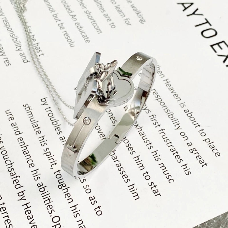 Titanium Steel Rose Gold Plated Elegant Minimalist Commute Hollow Out Inlay Heart Shape Key Lock Rhinestones Jewelry Set