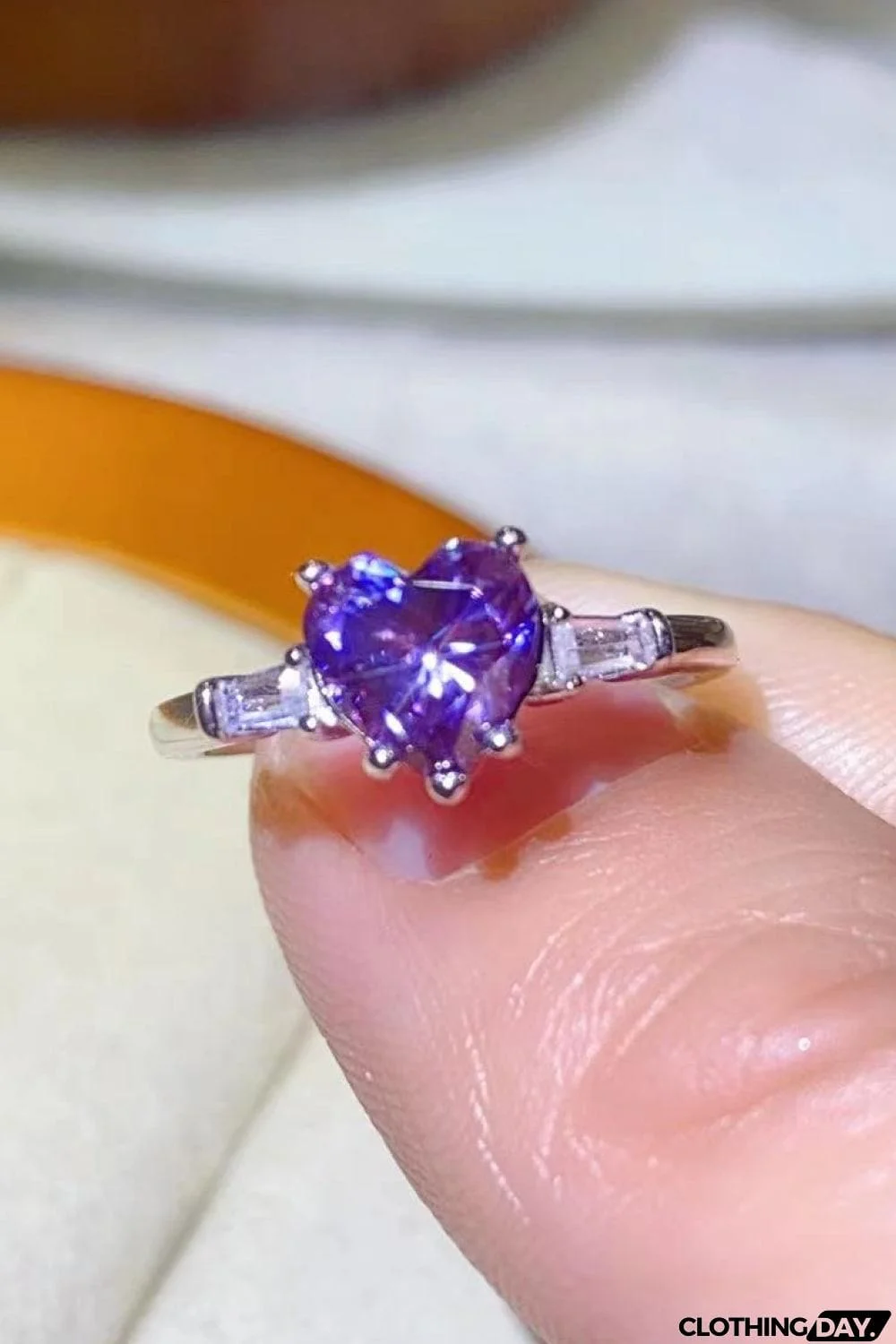 1 Carat Moissanite Heart-Shaped Platinum-Plated Ring in Purple