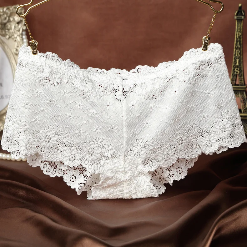 Sexy Lace Low-rise Hip-lift Water Soluble Jacquard Panties