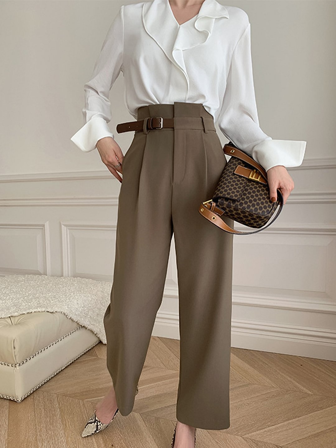 British High-rise Pressed Pleated Wide-leg Trousers
