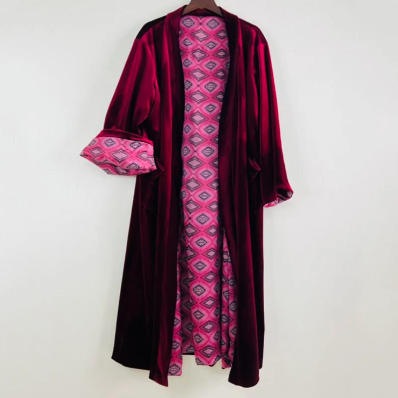 Stylish Lining In Geometric Print Velvet Kimono Duster