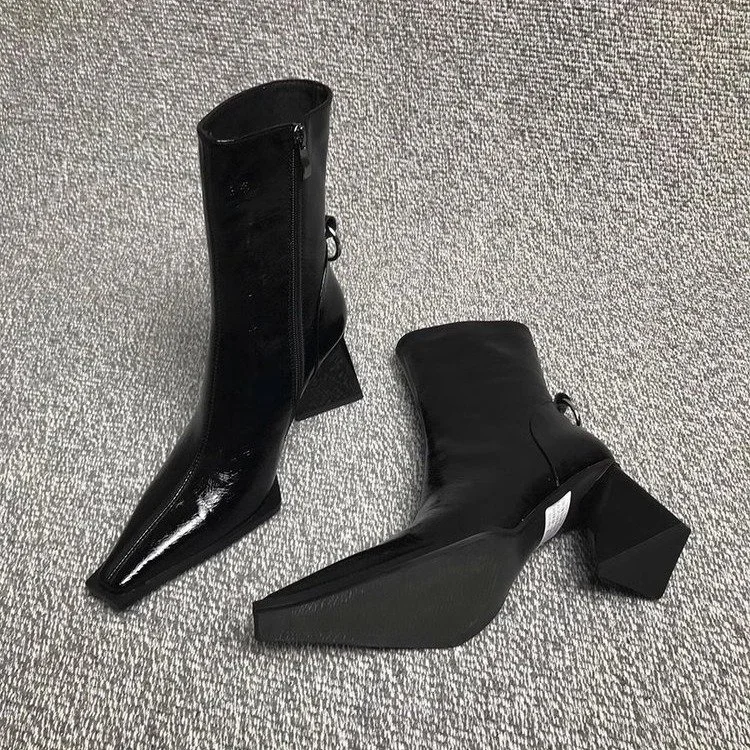 Yyvonne Design 2025 Autumn And Winter New Small Square Head Thick Heel High Heel Boots Martin Boots High Heels High Heels Fashion Boots