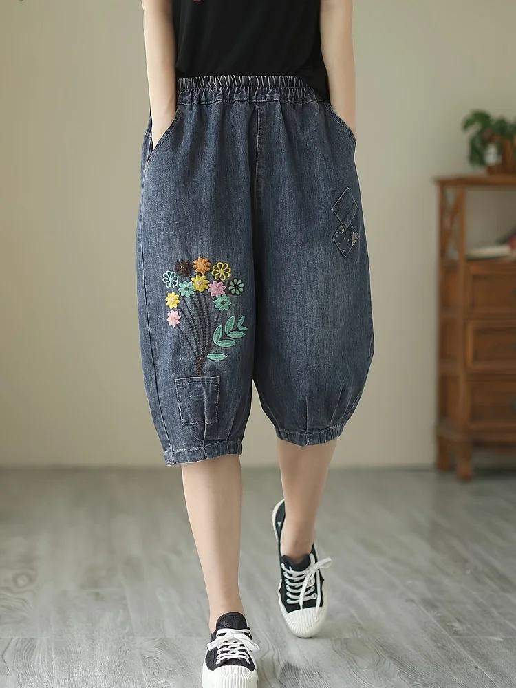 Women's Summer Floral Embroidered Denim Shorts - Casual Five-Qtr Length Carrot Pants With Elastic Waistband & Pockets, Relaxed Fit For Outdoor & Home Wear, 4 Sizes Available, Cute Shorts, Casual Attire, Playful Design, Durable Construction, Fashion Lover
