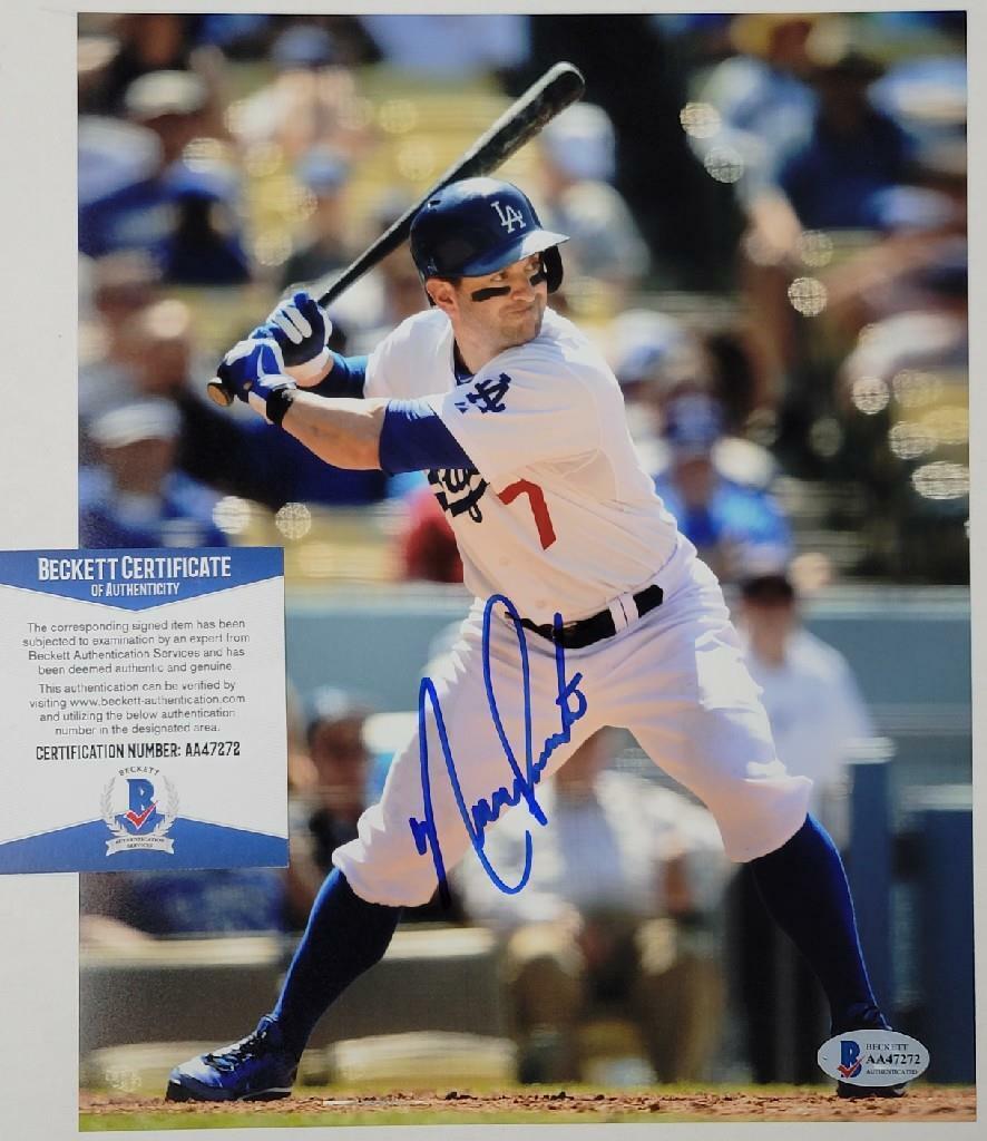 Nick Punto signed Los Angeles Dodgers 8x10 Photo Poster painting #1 Autograph ~ Beckett BAS COA