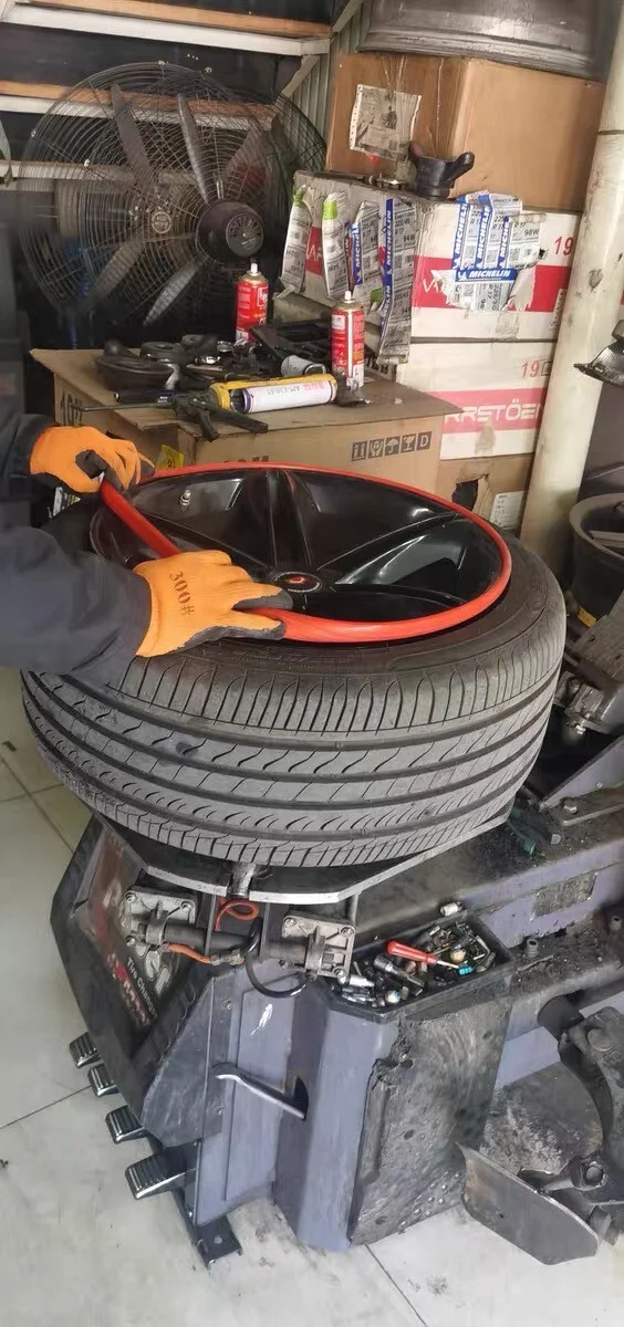 Car wheel protection ring anti-collision strip anti-scratch strip anti-scratch rubber strip