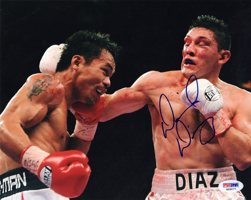 David Diaz SIGNED 8x10 Photo Poster painting Lightweight Boxer PSA/DNA AUTOGRAPHED