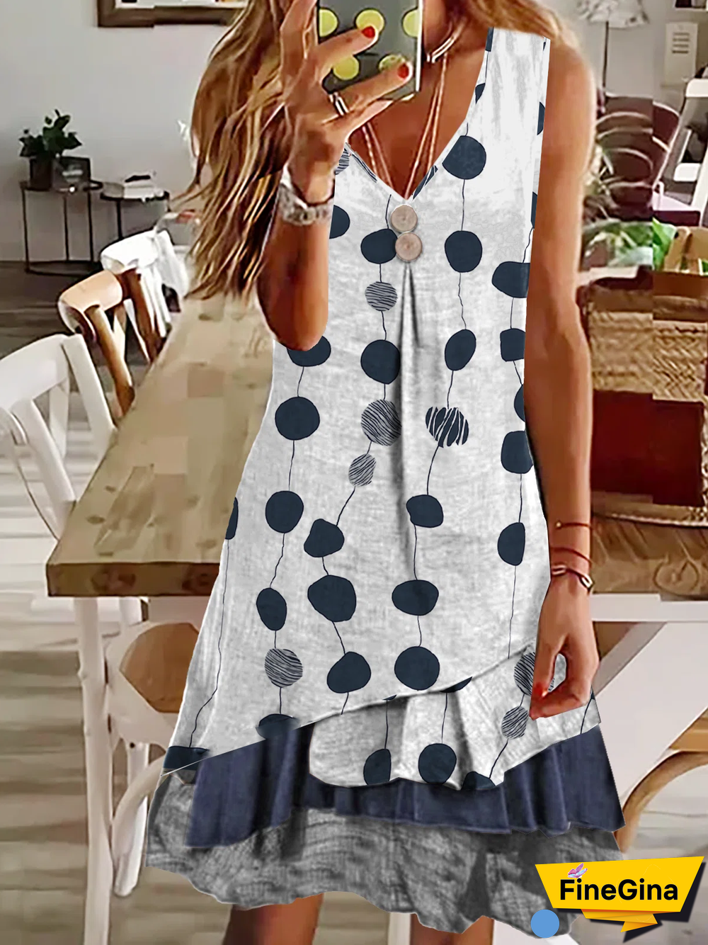 Polka Dots Sleeveless Woven Dresses