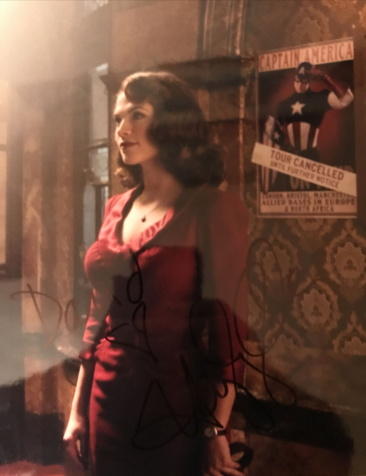 Hayley Atwell Captain America Agent Carter Hand Signed /Autographed Iconic Photo Poster painting