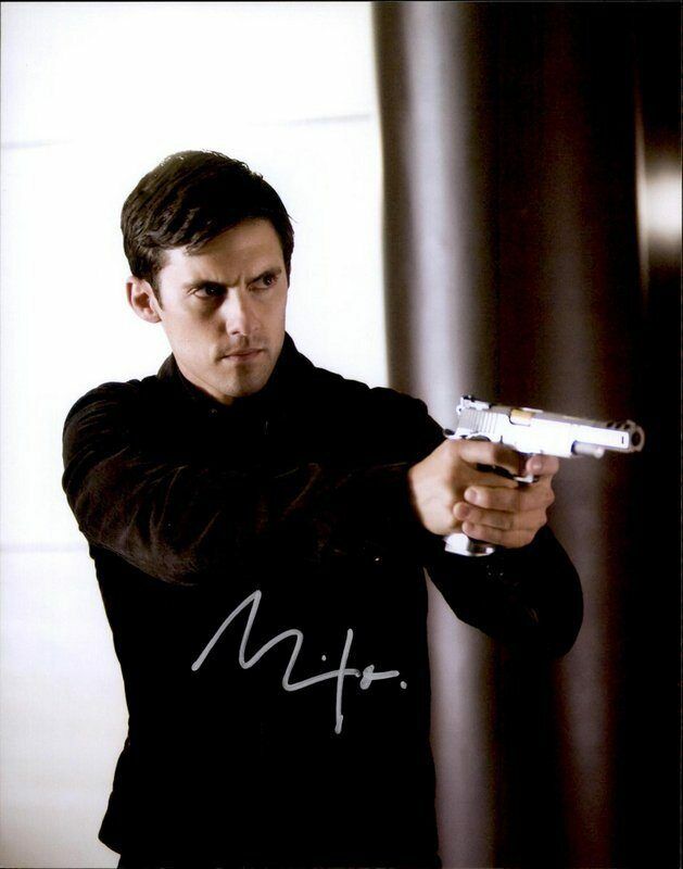 Milo Ventimiglia authentic signed celebrity 8x10 Photo Poster painting W/Cert Autographed C6