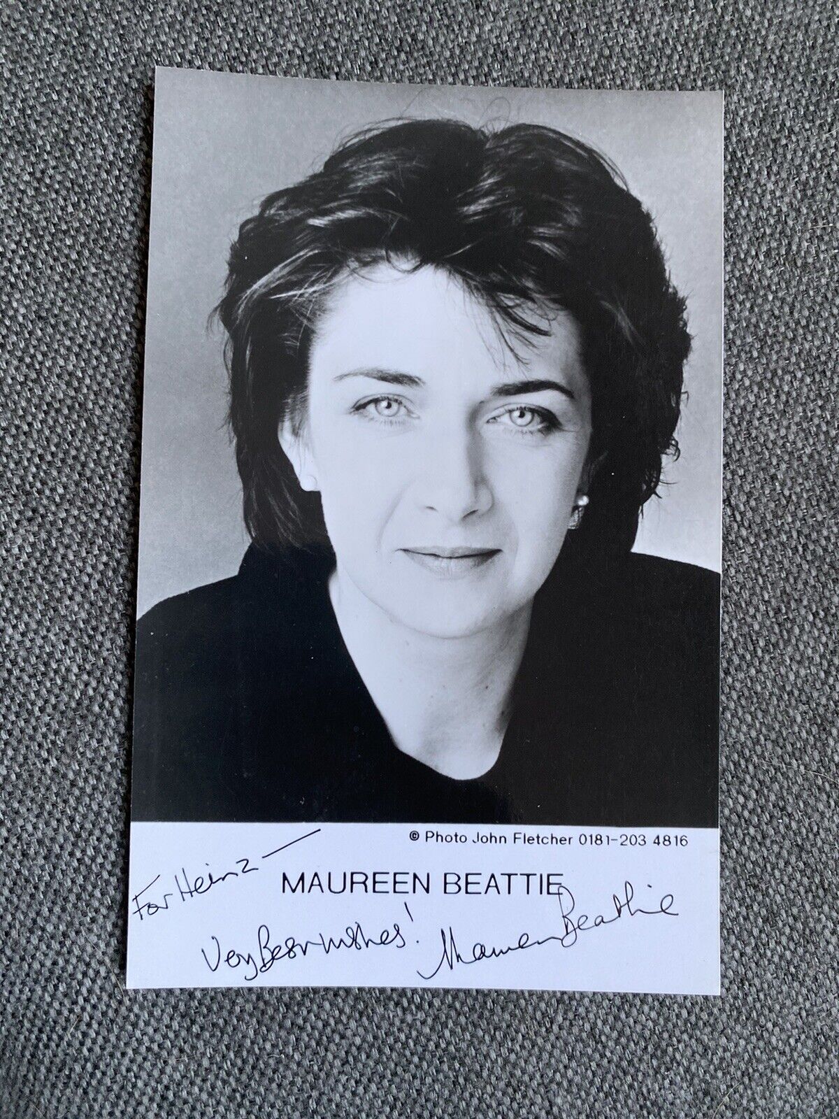 Maureen Beattie Autograph Card 3 1/2x5 1/2in Autographed Signed