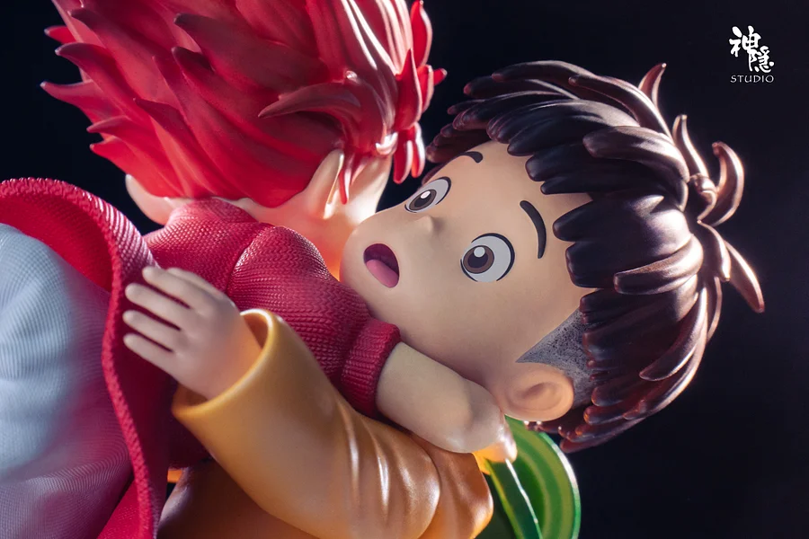崖の上のポニョ Sosuke Ponyo ポニョ、宗介好きぃ 彫刻フィギュア レア‼️ジブリ 崖の上のポニョ フィギュア ポニョ と 宗介
