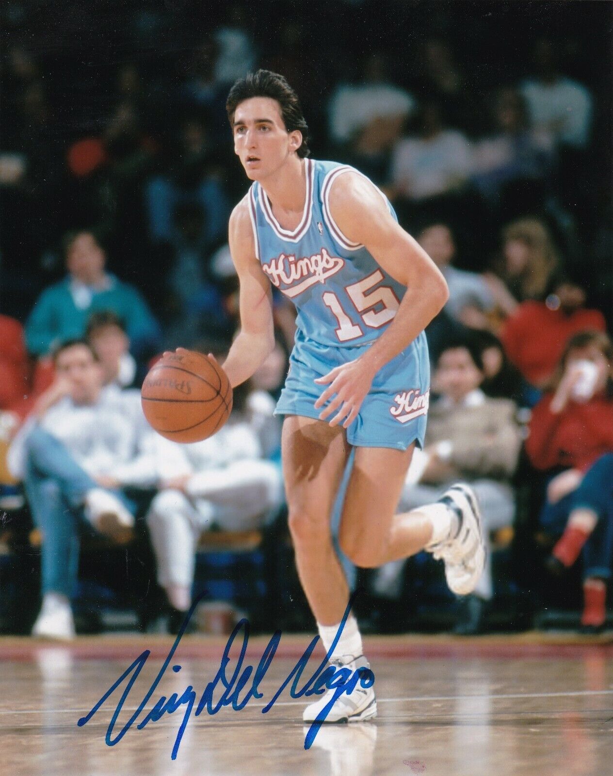 VINNY DEL NEGRO SACRAMENTO KINGS ACTION SIGNED 8x10