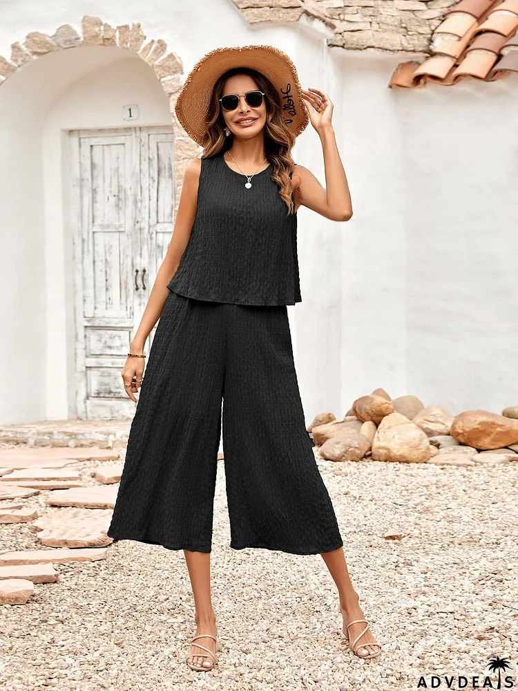 Textured Round Neck Sleeveless Wide Leg Jumpsuit