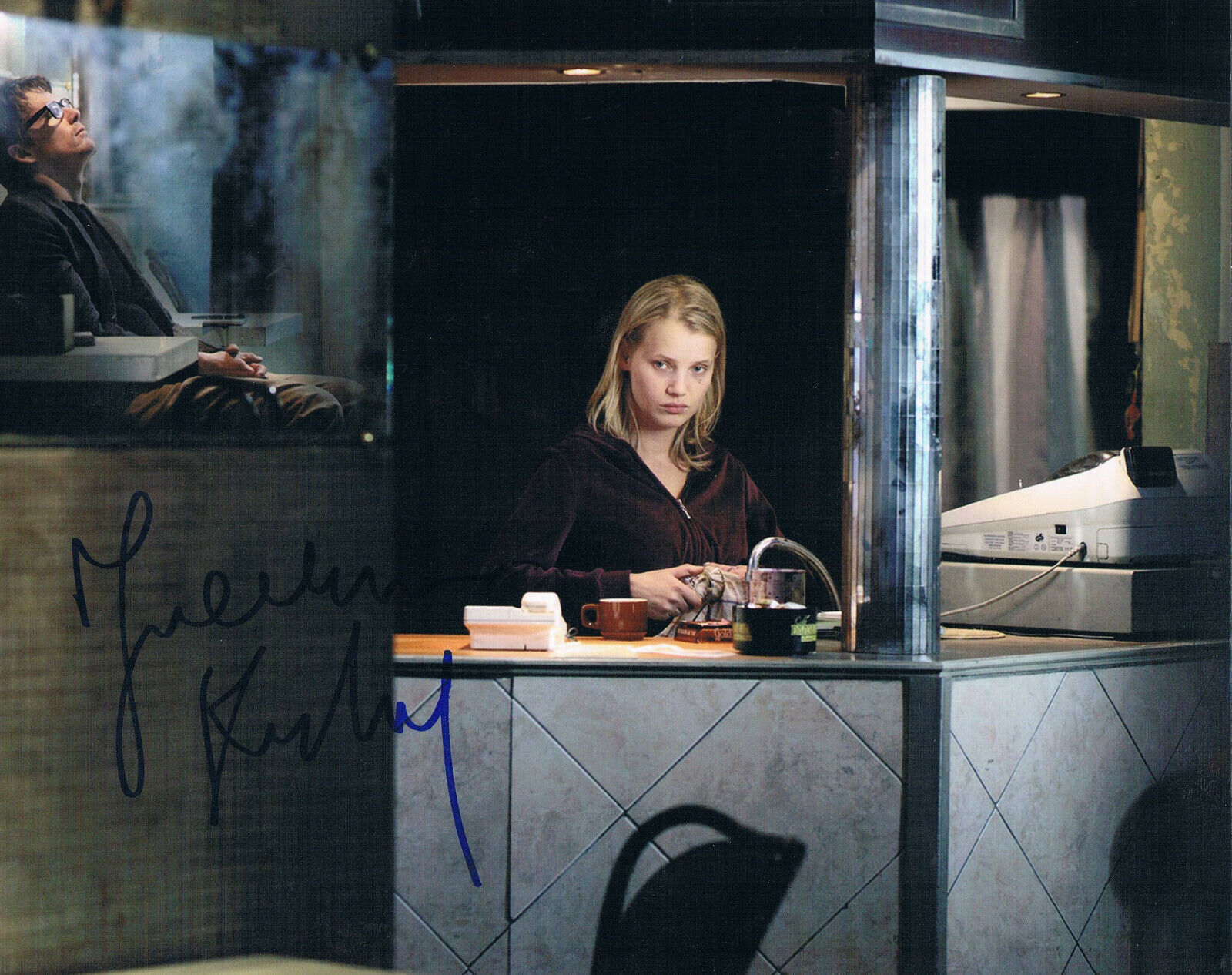 Joanna Kulig 1982- genuine autograph Photo Poster painting 8x10