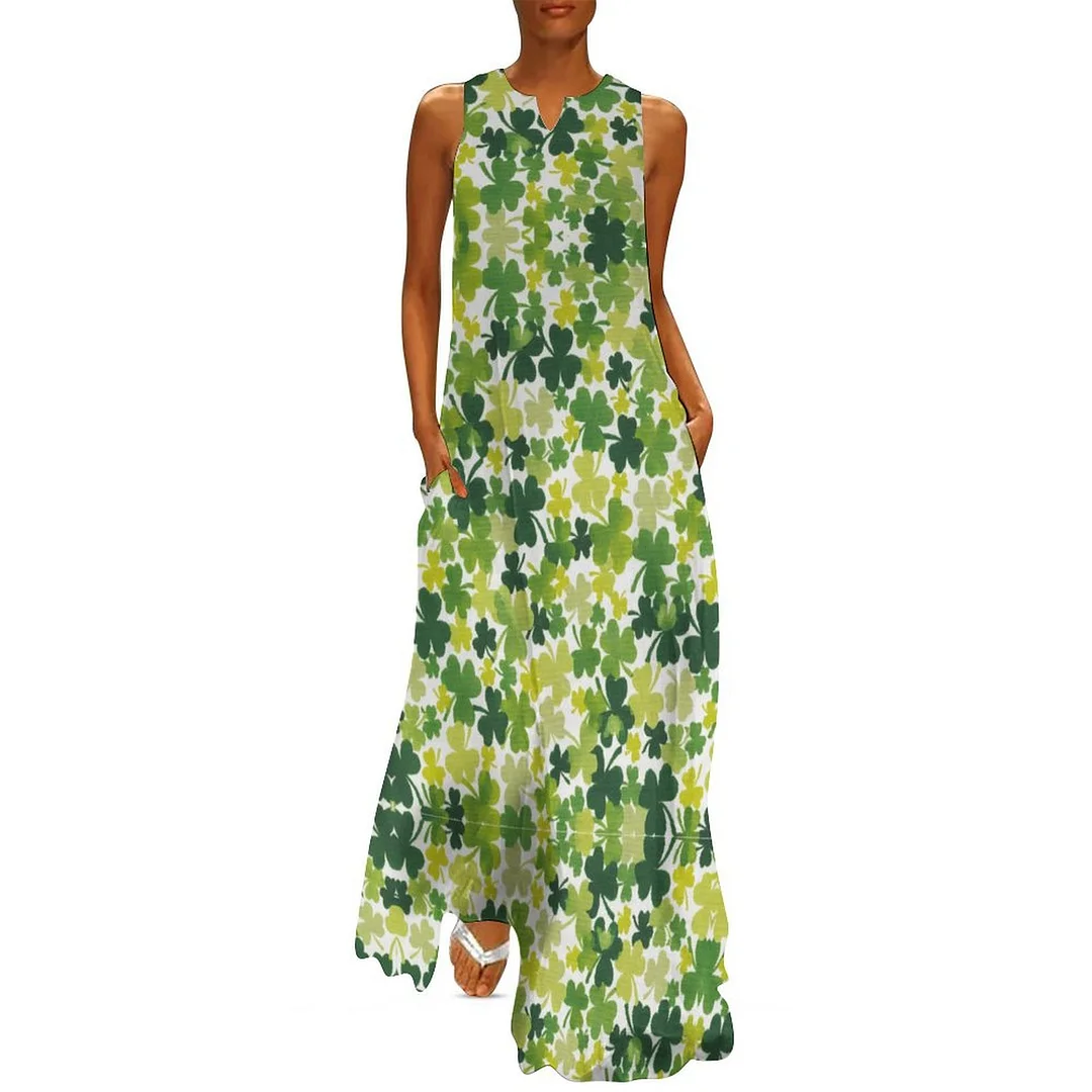 Style & Comfort for Mature Women Plus Size Printed Sleeveless Casual Women Maxi Dress with Pockets in Pattern St. Patrick's Day, Green, Clover, Lucky