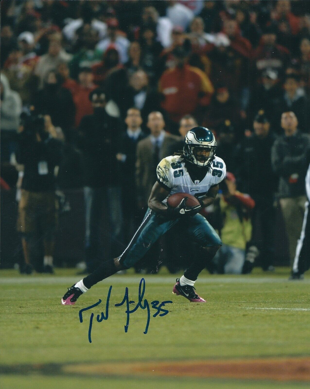 Autographed TREVARD LINDLEY Philadelphia Eagles 8x10 Photo Poster painting - w/COA