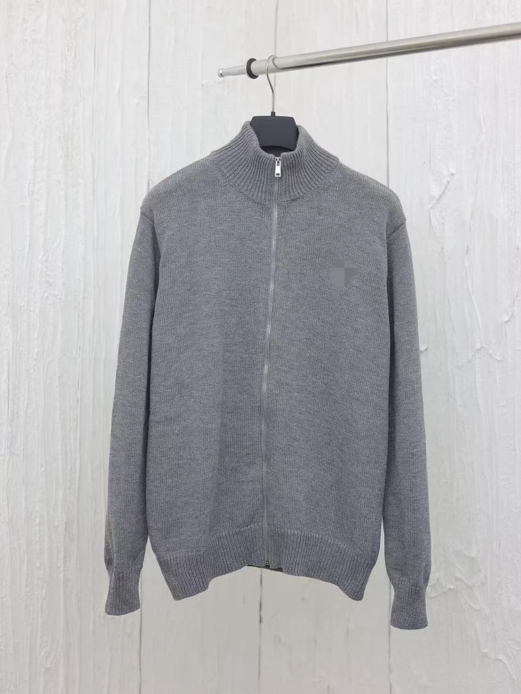 Men's high-quality embroidered open lined sweater zipper jacket warm knitted jacket