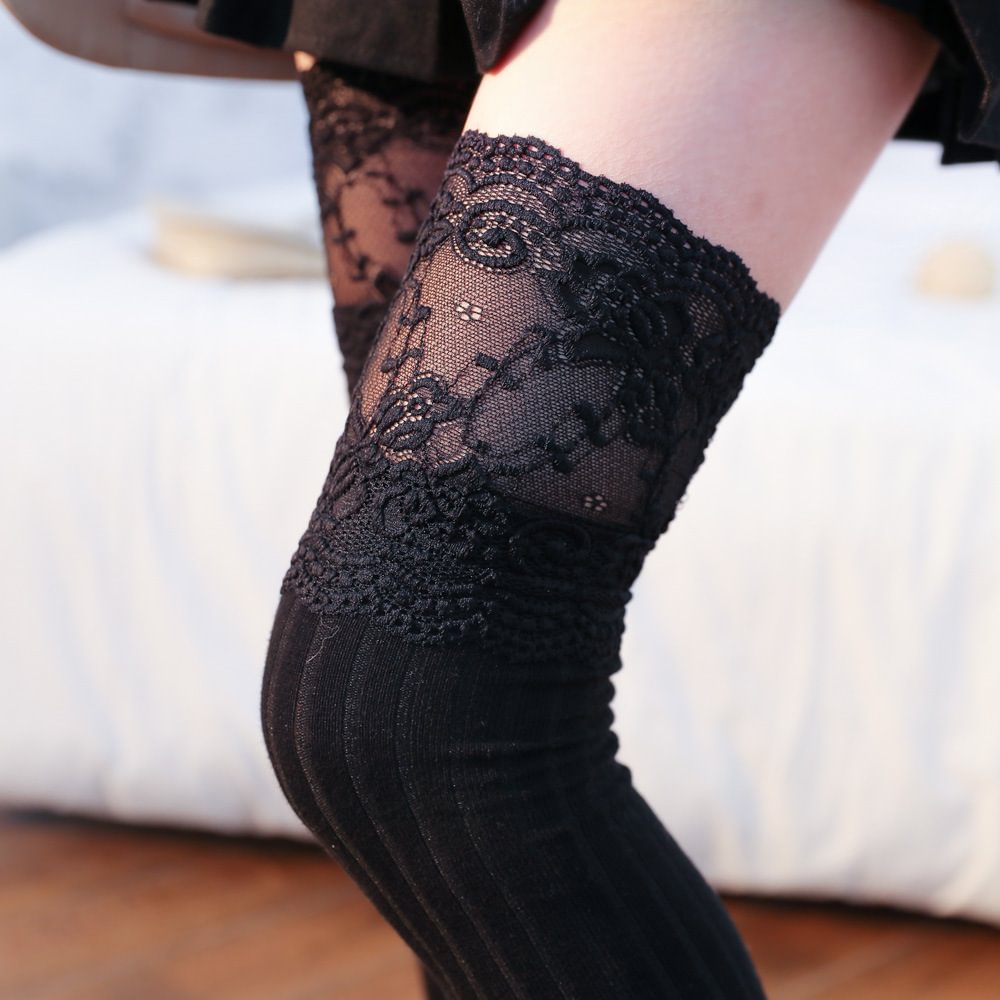 Large lace Vertical stripes sexy thigh high socks