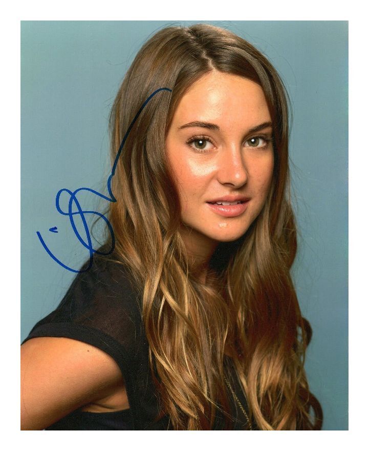 SHAILENE WOODLEY AUTOGRAPHED SIGNED A4 PP POSTER Photo Poster painting PRINT