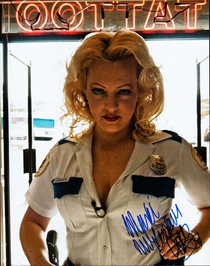 WENDI MCLENDON In-person Signed Photo Poster painting - Reno 911!