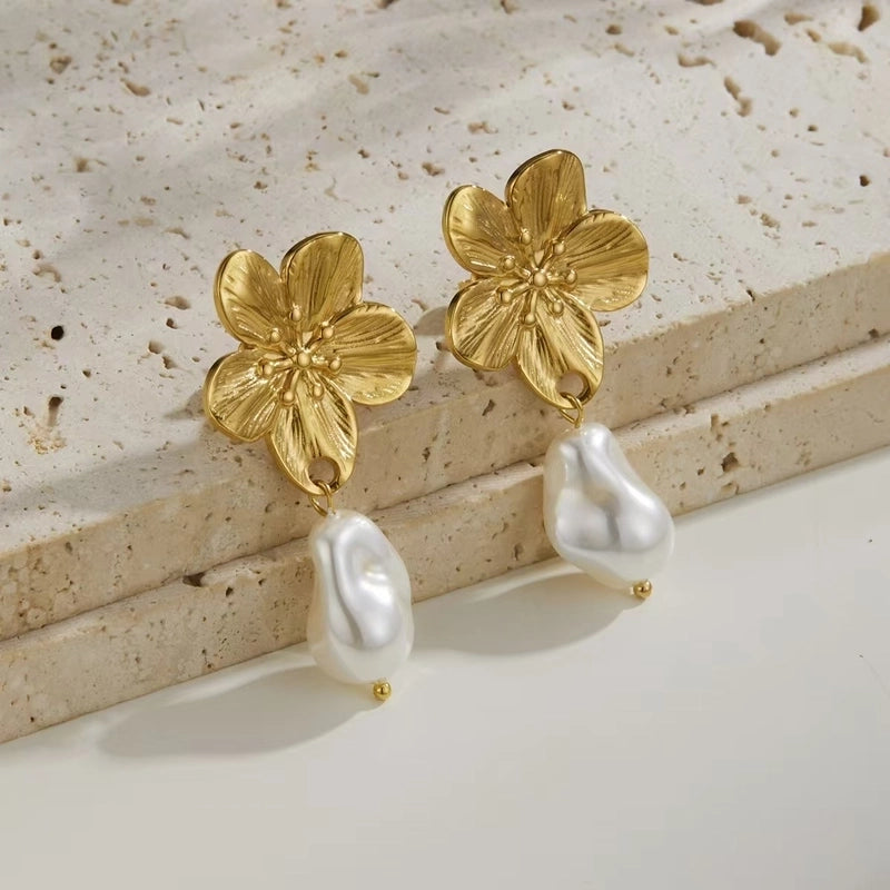 1 Pair Exaggerated Pastoral Streetwear Flower 304 Stainless Steel Imitation Gold  Ear Studs