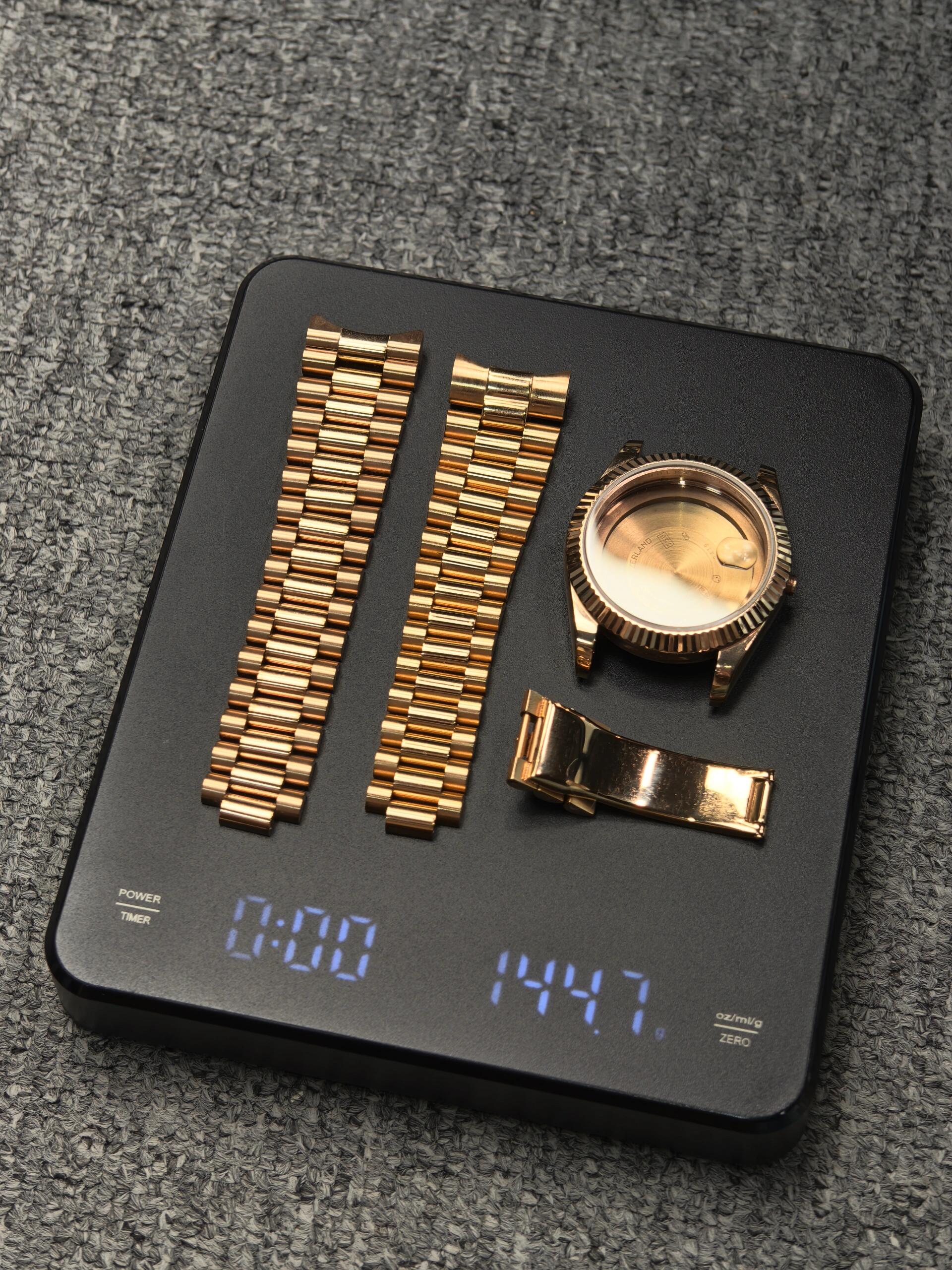4.Customization using pure gold materials.