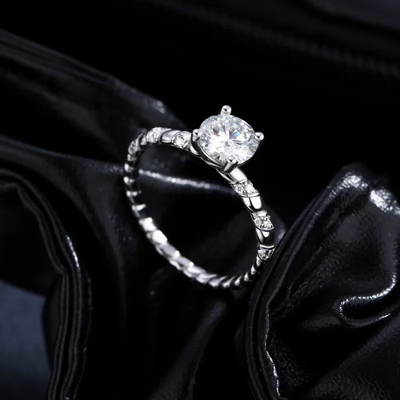 1.0ct Round Brilliant Cut Rhodium Plated 925 Sterling Silver 925 Sterling Silver Moissanite Round Rings Colorless(DEF) GRA Certificate VVS1-VVS2