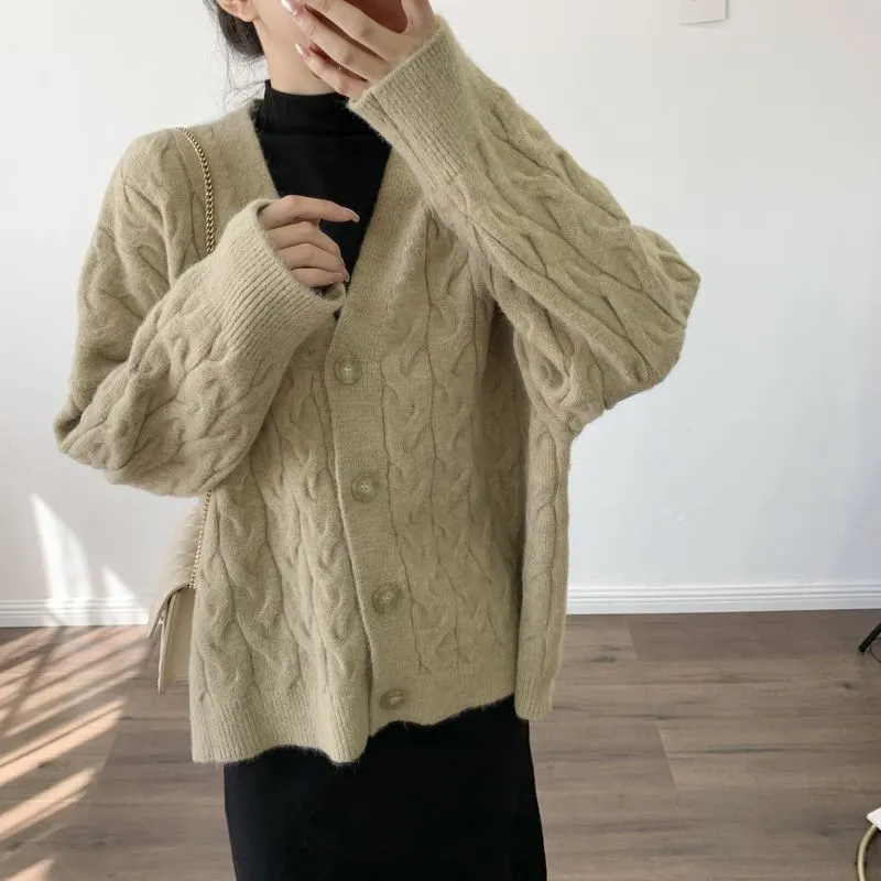 Uveng Uveng Take Autumn Winter New Women's Dress Outside Take Net Red Female Knitting Cardigan With Lazy Wind Pure Color Sweater Female Coat