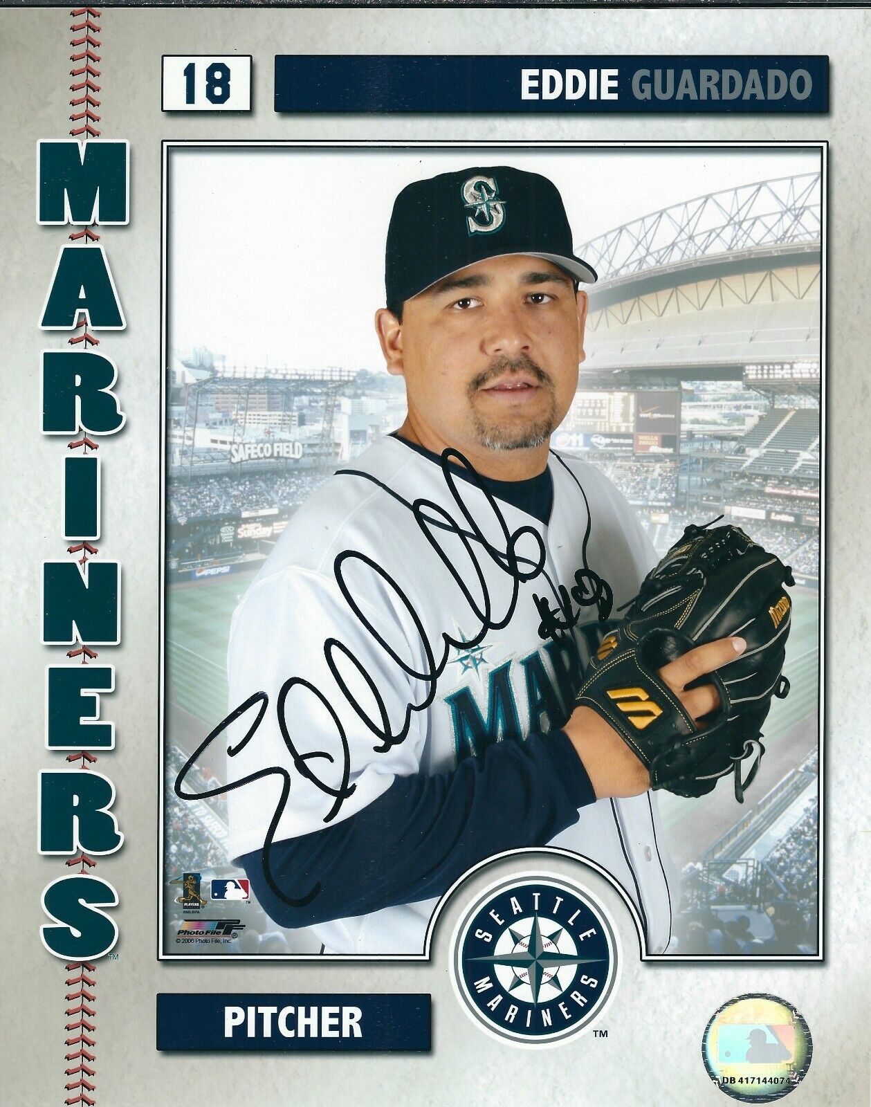 EDDIE GUARDADO AUTOGRAPHED Seattle Mariners 8X10 Photo Poster painting with COA