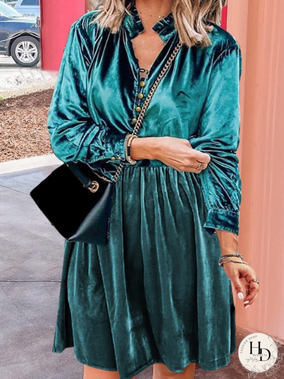 Elegant Green Velvet Ruffled Button-Up Mini Dress