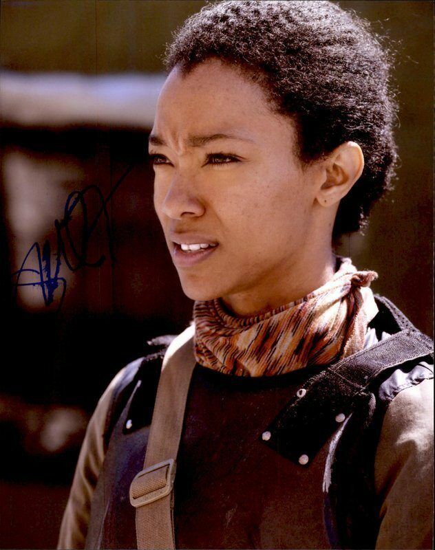 Sonequa Martin-Green authentic signed 8x10 Photo Poster painting |CERT Autographed C19