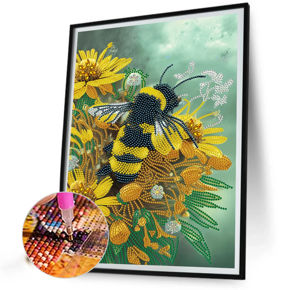 Special Shape Diamond Painting 30*40cm - Bee