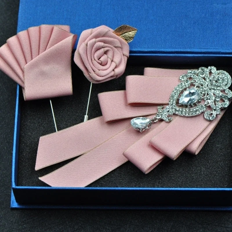 High-quality Fashion Handmade Red Diamond Bow Tie Wedding Collar Bowtie Brooch Pocket Towel Square Set Gifts for Men Accessories