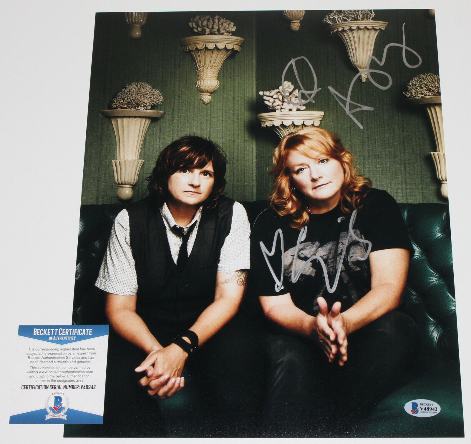 INDIGO GIRLS (AMY RAY & EMILY SALIERS) SIGNED BAND 11X14 Photo Poster painting BECKETT COA BAS