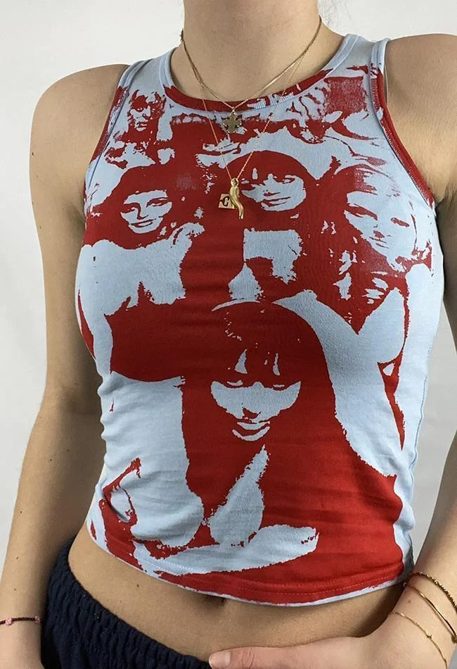 Toloer Vintage Girl Graphic Crop Tank Top-Outfit Ideas