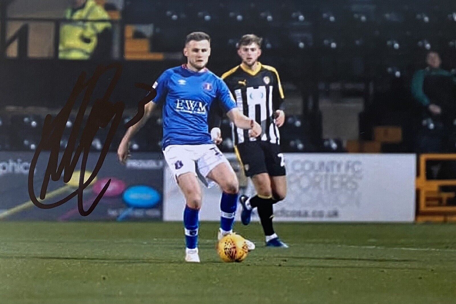 Macaulay Gillesphey Genuine Hand Signed Carlisle United 6X4 Photo Poster painting 2