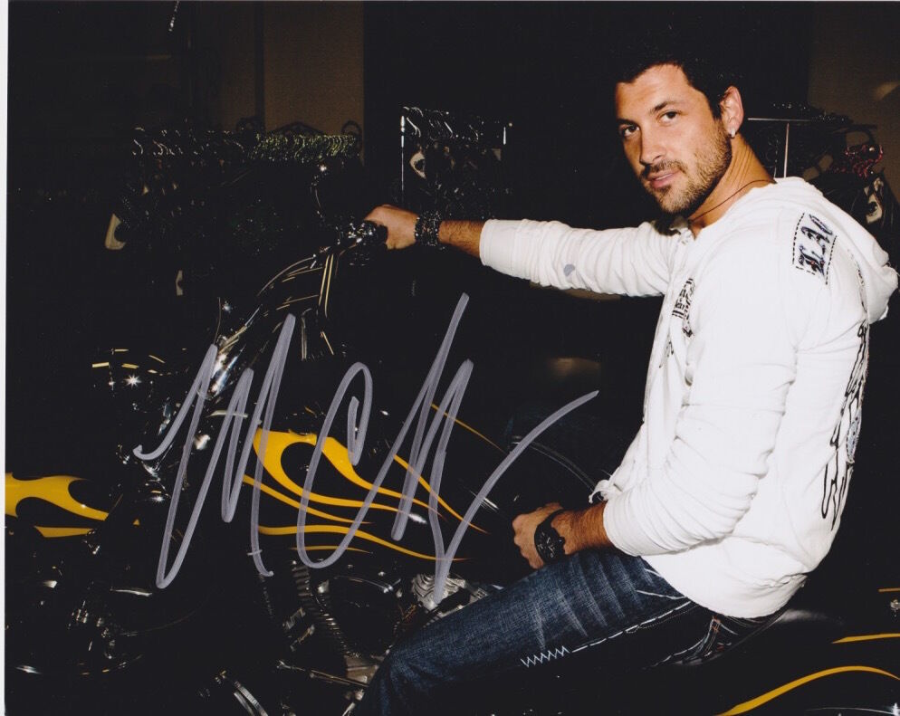 Maksim Chmerkovskiy (Dancing with the Stars) signed authentic 8x10 Photo Poster painting COA