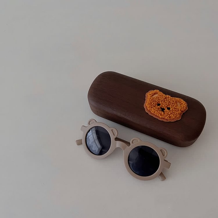 Baby Sunglasses and Bear Case (1-6 Years)
